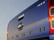 2011 ford ranger rear logo