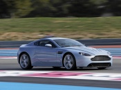 Aston martin v12 vantage rs concept side