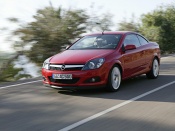 opel astra twin top front speed
